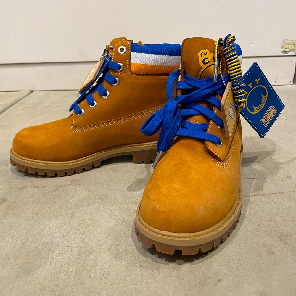 NWT Jrs 4 (Women’s 6) Timberland  Warriors Boots